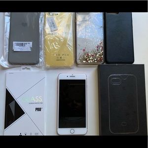 IPhone 7plus - UNLOCKED - 128gb - with accessories